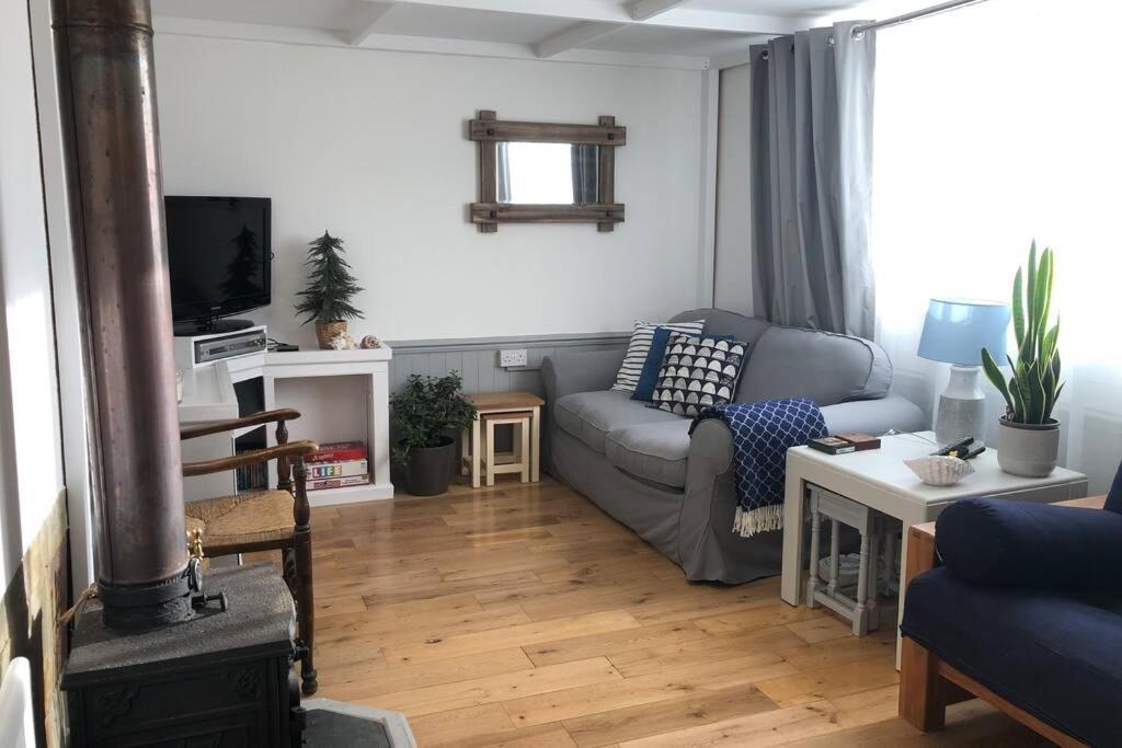Dog Friendly Cottage 2 Mins To Beach With Hot Tub And Zappi Ev Lessingham Eksteriør billede