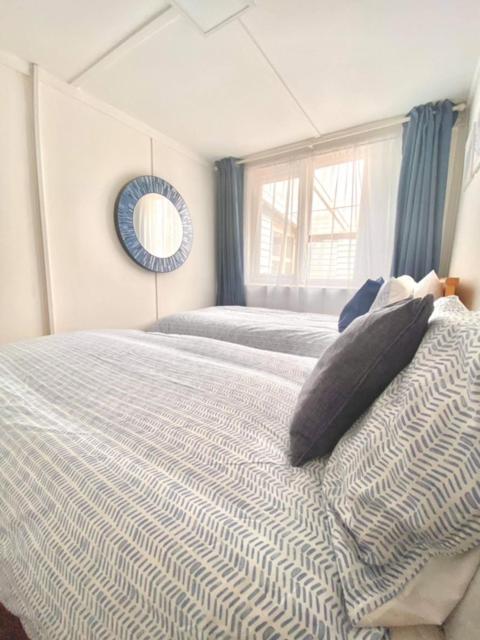 Dog Friendly Cottage 2 Mins To Beach With Hot Tub And Zappi Ev Lessingham Eksteriør billede