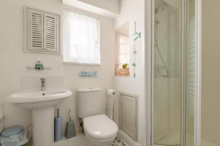 Dog Friendly Cottage 2 Mins To Beach With Hot Tub And Zappi Ev Lessingham Eksteriør billede