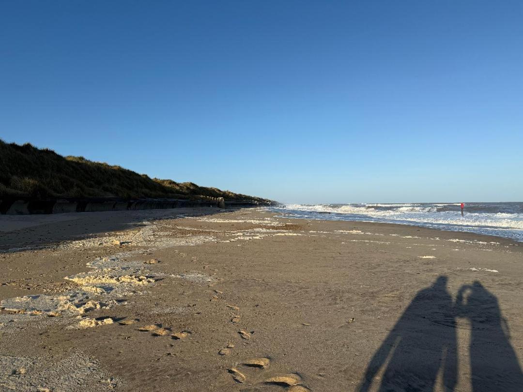 Dog Friendly Cottage 2 Mins To Beach With Hot Tub And Zappi Ev Lessingham Eksteriør billede